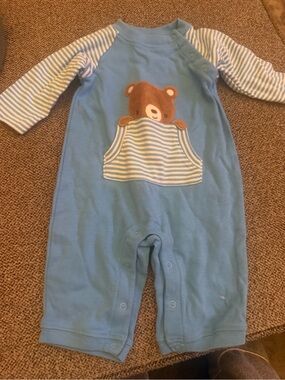 Gymboree Blue and White Bear Pocket One-Piece Bodysuit